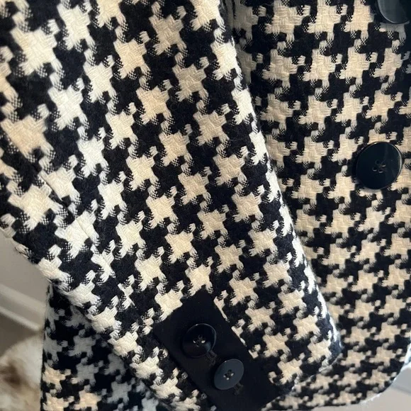 Black and White Blazer Houndstooth Blazer - Picture 4 of 9